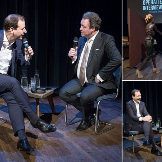 Freek speelde een partij schaak tegen Lodewijk Asscher, en toegegeven: hij verloor