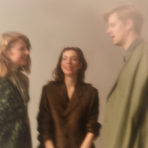 Hanna Bervoets, Persis Bekkering en Joost de Vries: schrijvende dertigers met een mening