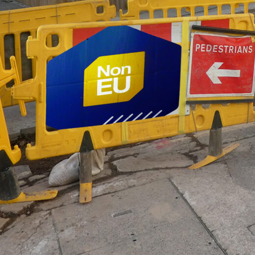 Macht op vrijdag: Het laatste offer in het spel om de brexit was Theresa May zelf