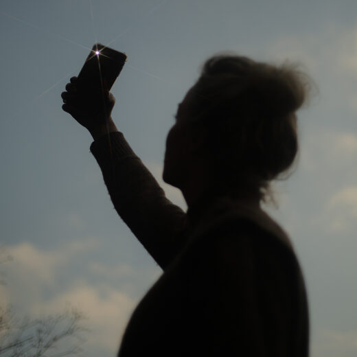 Een kijkje achter de schermen bij een influencer: wat deel je als je leven instort?