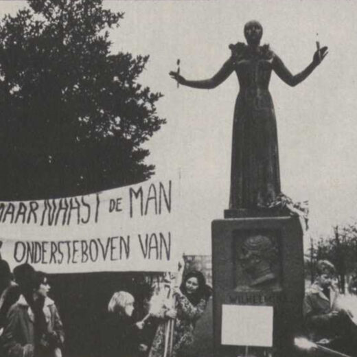 ‘Dames, wilt u hier uw spandoek neerzetten’. Terugblikken met de Dolle Mina's van het eerste uur