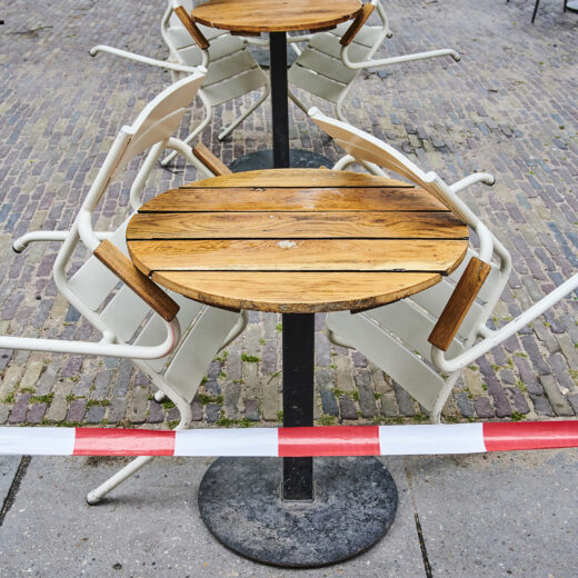 Hoe bankjes op straat bijdragen aan de democratie