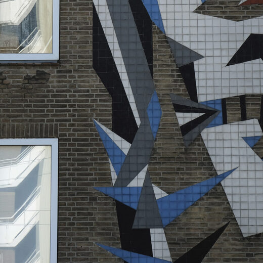 In de Amsterdamse wijk Slotervaart dreigen twee werelden te ontstaan: 'Op straat leven we langs elkaar heen'