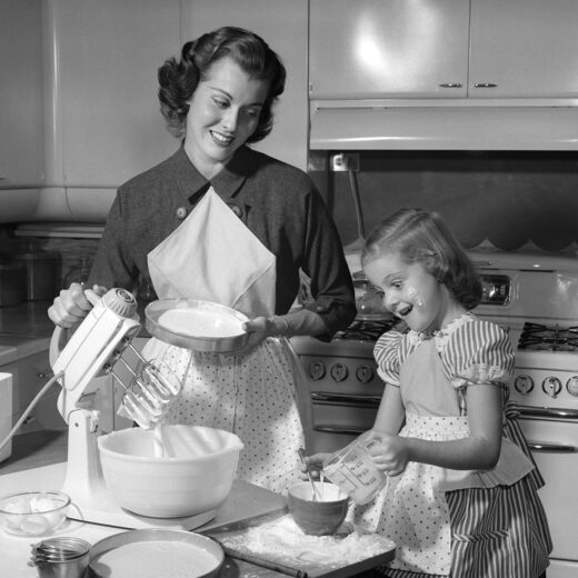 Als het gaat om vrouwenemancipatie heeft de pandemie ons weer terug in de tijd geworpen