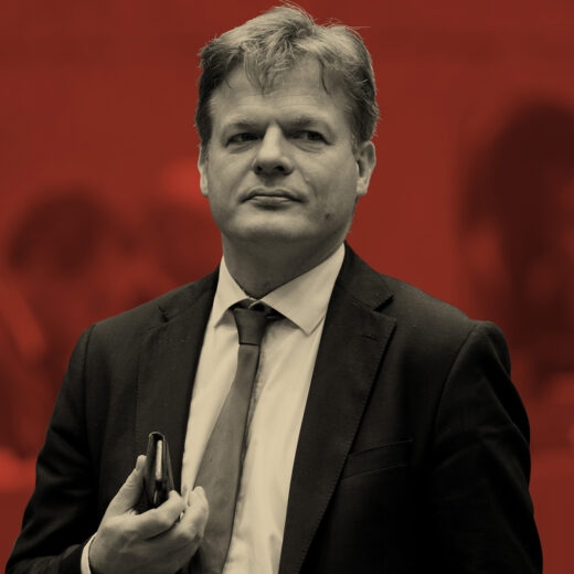 Nieuw leiderschap? Laat Pieter Omtzigt een bezem door Den Haag halen