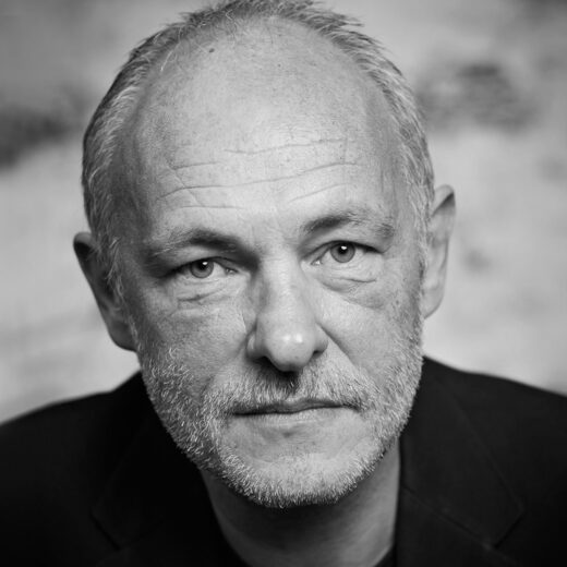 Literaire Kroniek: Bernard Dewulf (1960-2021) wilde niet te veel te blijven hangen in het ongevaarlijke en middelmatige