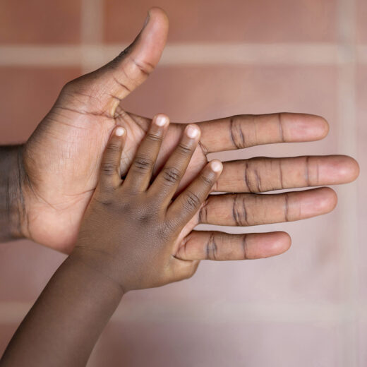 Met nieuwe verhalen kunnen we raciaal denken overstijgen. Een brief van Kiza Magendane aan zijn nichtje