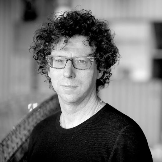 Literaire Kroniek: Grunberg drukt hard op de pijnlijke plek