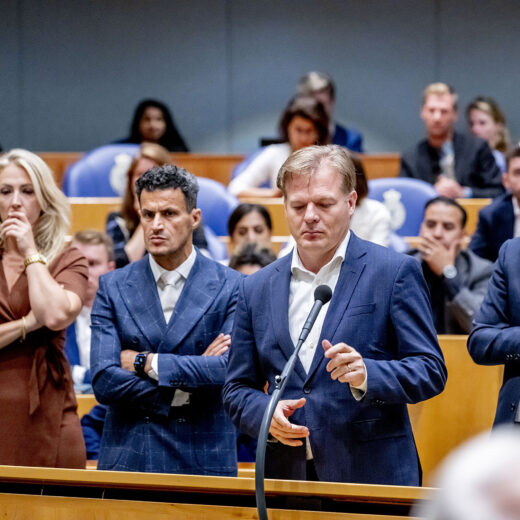 Tegenmacht in de Kamer: 'Dat je een motie van wantrouwen niet dagelijks gebruikt, is vooral heel gezond'