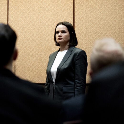 In een dictatuur stellen alle problemen rond onze democratie niet zoveel voor