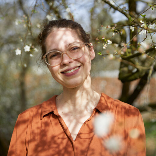 Filosoof Sanneke de Haan: ‘Stel je vooral wat vaker aan’
