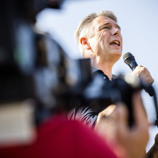 Secretaris FNV voert lastercampagne tegen kandidaat-voorzitter