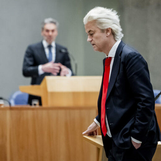 Eindelijk trekt Dick Schoof een rode lijn